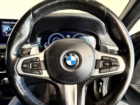 2018 BMW 5-Series - photo 12