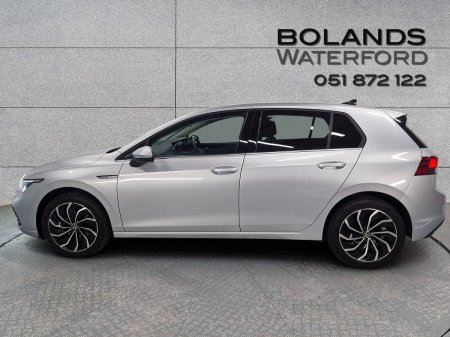 2024 Volkswagen Golf - photo 3