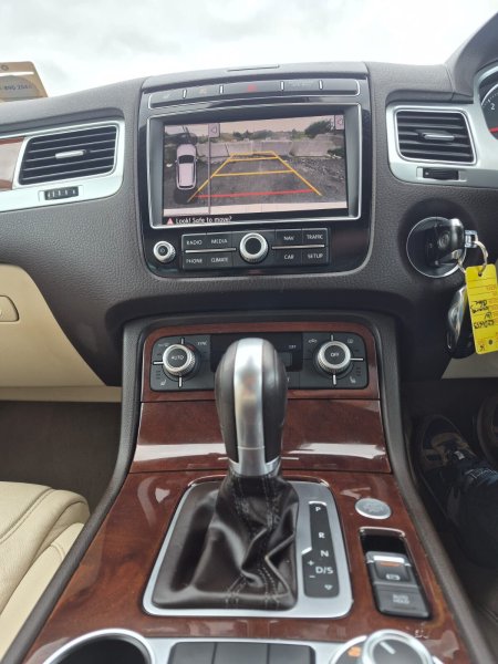 2016 Volkswagen Touareg - photo 12