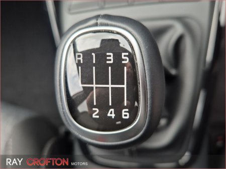 2025 Kia Stonic - photo 9