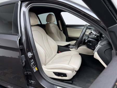 2018 BMW 5-Series - photo 11