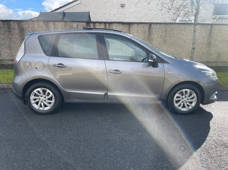 2016 Renault Scenic - photo 26