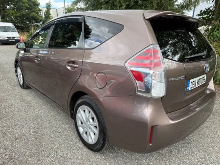 2015 Toyota Prius - photo 4