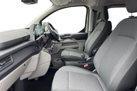 2025 Ford Transit Custom - photo 10