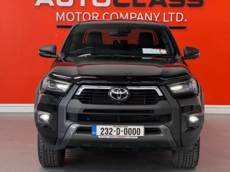 2023 Toyota Hilux - photo 3