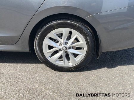 2026 Skoda Octavia - photo 8