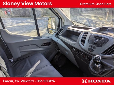 2019 Ford Transit - photo 6