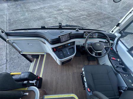 2026 Higer V Series V12 - photo 9