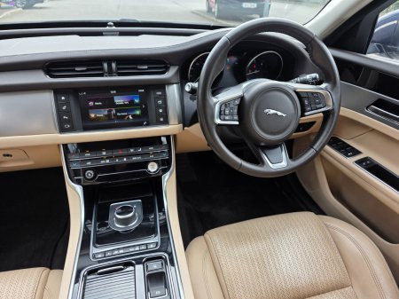 2019 Jaguar XF - photo 22