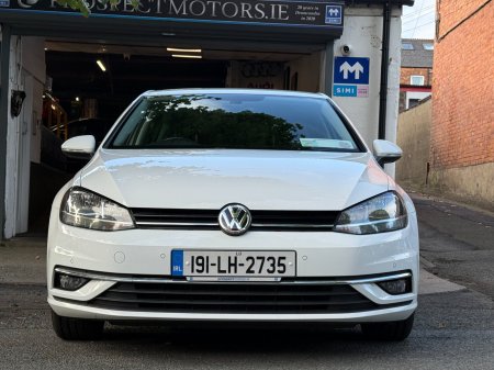 2019 Volkswagen Golf - photo 2