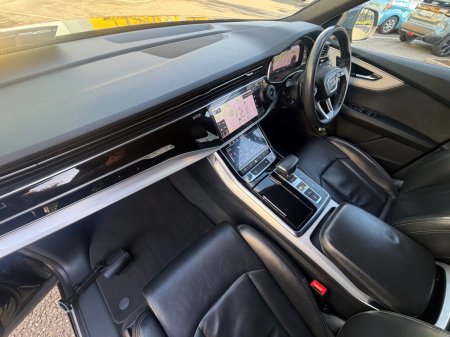 2019 Audi Q8 - photo 10