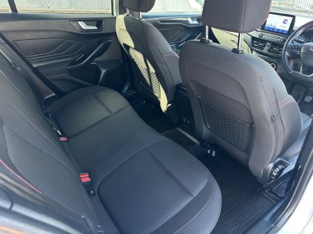 2021 Ford Focus - photo 12