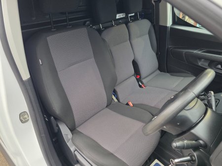 2022 Toyota Proace City - photo 8