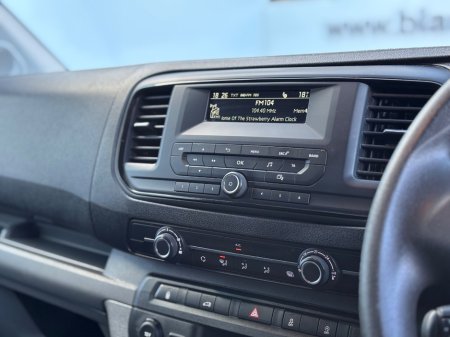 2020 Citroen Dispatch - photo 19