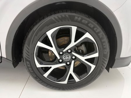 2019 Toyota C-HR - photo 10