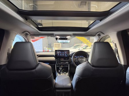 2025 Toyota RAV4 - photo 27