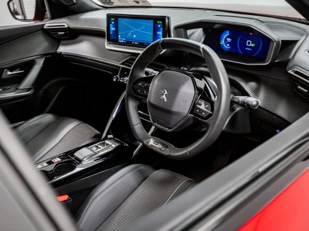 2024 Peugeot 2008 - photo 2