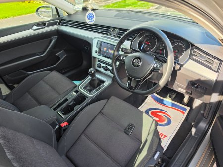 2015 Volkswagen Passat - photo 12
