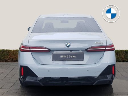 2026 BMW 5-Series - photo 13