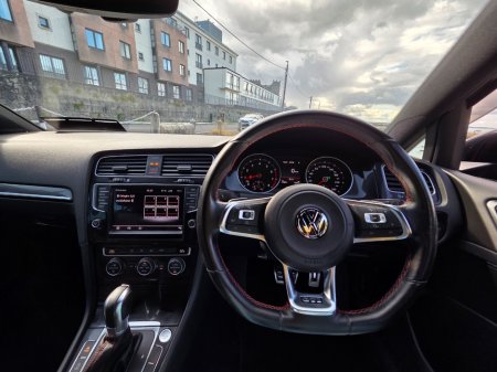 2017 Volkswagen Golf - photo 16