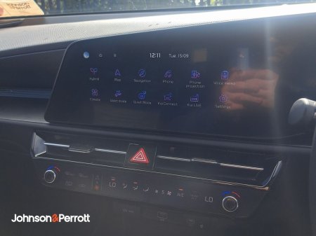 2025 Kia Niro - photo 21