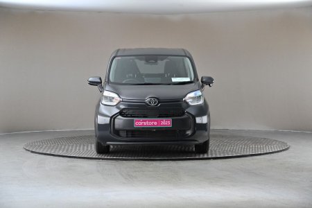 2023 Toyota Sienta - photo 2