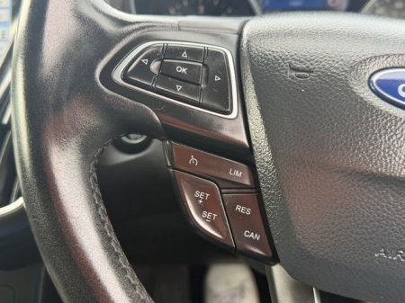 2017 Ford Focus - photo 14