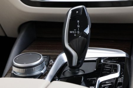 2021 BMW 5-Series - photo 12