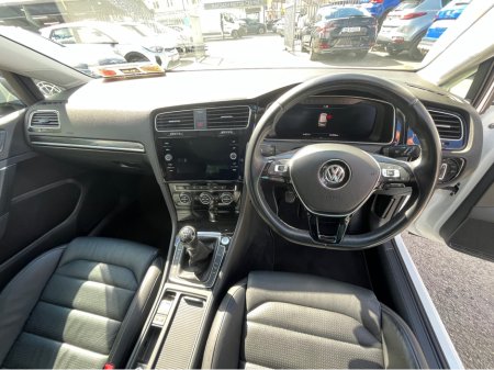 2020 Volkswagen Golf - photo 15