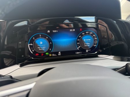 2024 Volkswagen Golf - photo 17