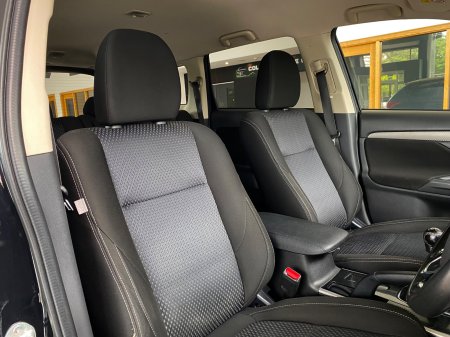 2018 Mitsubishi Outlander - photo 8