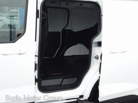2025 Ford Transit Courier - photo 14