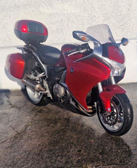 2010 Honda VFR - photo 2