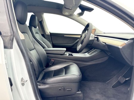 2023 Tesla Model Y - photo 18