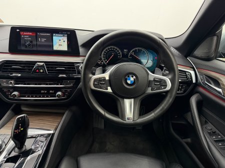 2018 BMW 5-Series - photo 10