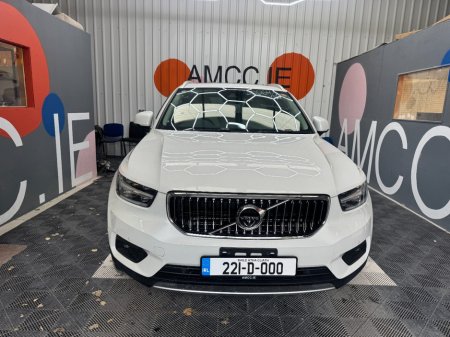 2022 Volvo XC40 - photo 2