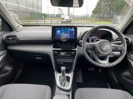 2026 Toyota Yaris Cross - photo 8