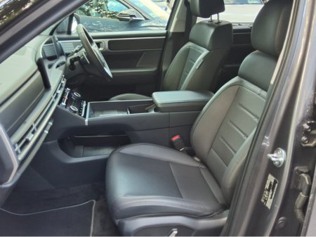 2025 Hyundai Santa Fe - photo 10