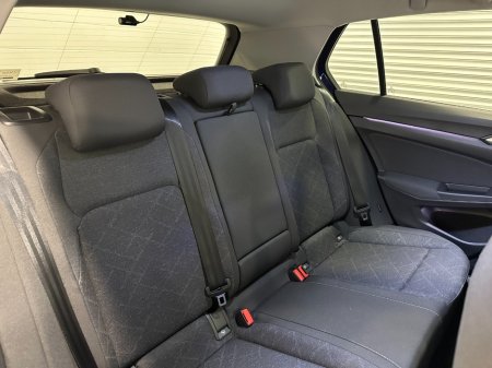 2022 Volkswagen Golf - photo 38