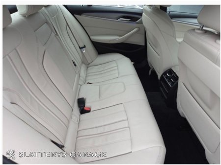 2018 BMW 5-Series - photo 8