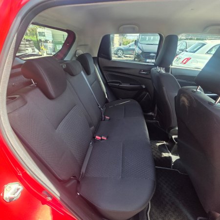 2018 Suzuki Swift - photo 15