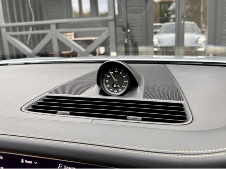 2023 Porsche Panamera - photo 19
