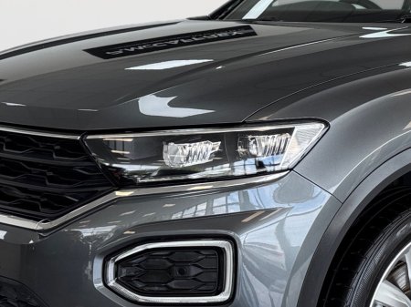 2021 Volkswagen T-Roc - photo 9