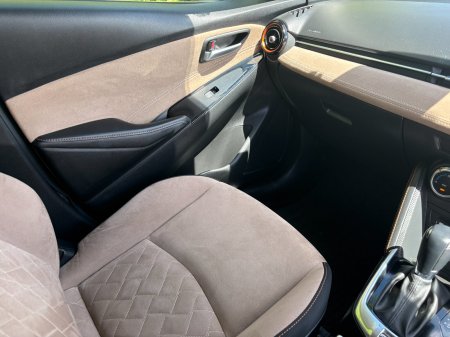 2017 Mazda Demio - photo 13