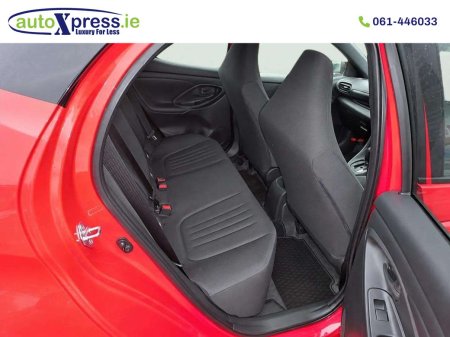 2024 Toyota Yaris - photo 12