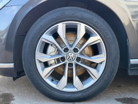 2018 Volkswagen Passat - photo 4