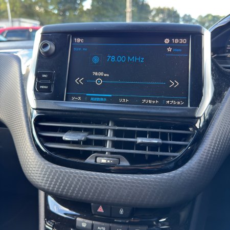 2017 Peugeot 208 - photo 21