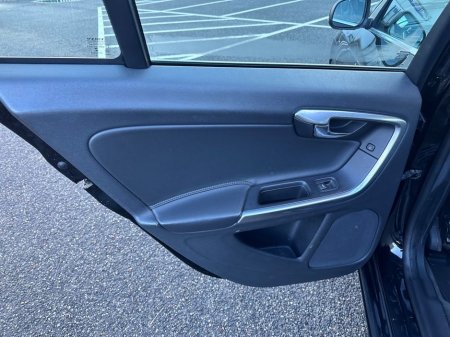 2015 Volvo V60 - photo 19