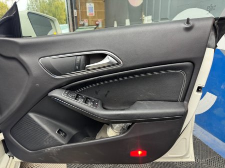 2017 Mercedes-Benz CLA - photo 15