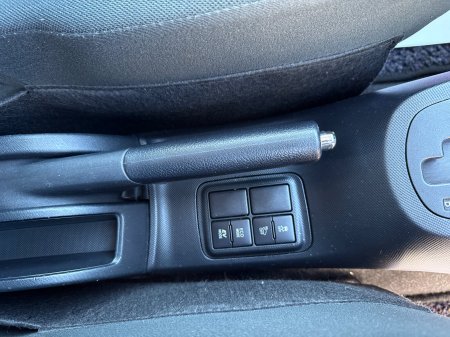 2017 Toyota Aqua - photo 19
